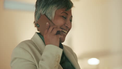Old-woman,-phone-call-and-communication-in-office