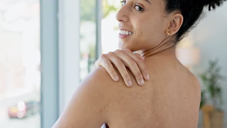 Hautpflege,-Schwarze-Frau-Und-Körperpflege-Mit-Natur