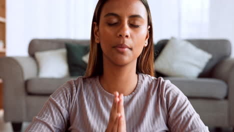 Yoga,-Frau-Und-Meditation-Für-Wellness