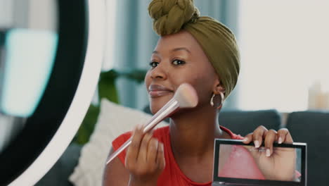 Maquillaje,-Transmisión-En-Vivo-E-Influencer-Mujer-Negra