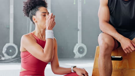 Exercise-woman,-asthma-inhaler-breathe-at-gym