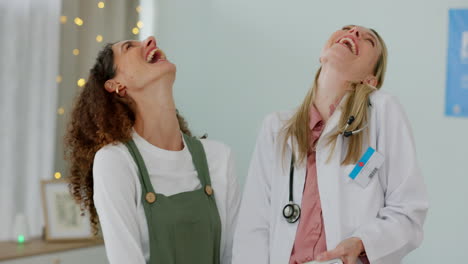 Laughing,-women-and-doctor-in-a-hospital