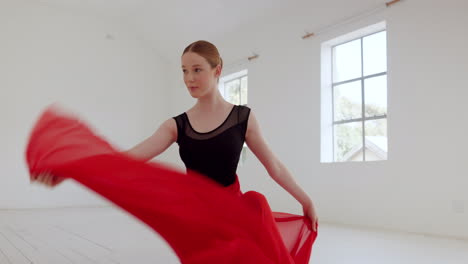 Danza,-Creatividad-Y-Arte-Con-Mujer-Bailarina