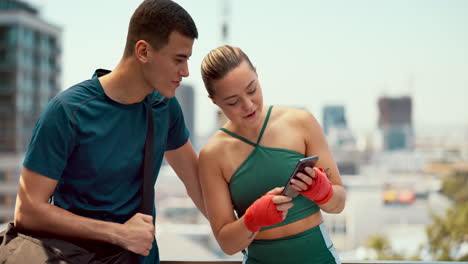 Man,-woman-or-fitness-team-with-phone-for-health