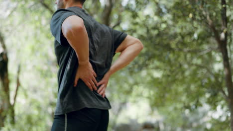Laufen,-Fitnessverletzung-Und-Mann-Mit-Rückenschmerzen