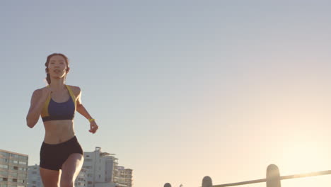 Läuferin,-Stadt-Und-Sonnenschein-Für-Fitness