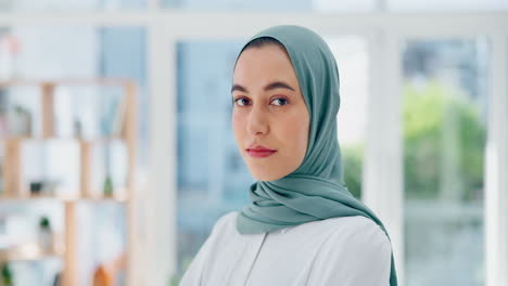 Kreative-Muslimische-Frau,-Gesicht