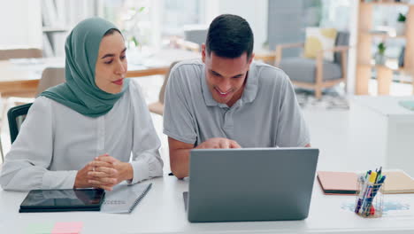 Muslim,-Laptop-Oder-Frau-Mit-Einem-Manager,-Der-Plant