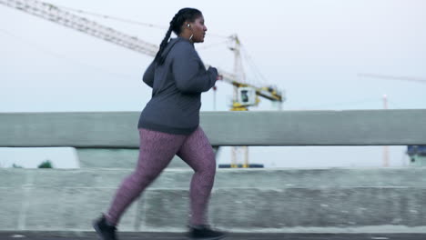 Running,-fitness-and-plus-size-black-woman