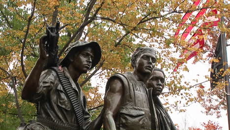 The-Vietnam-Veteran's-Memorial-in-Washington-DC
