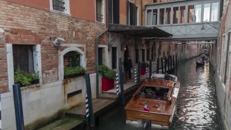 Venice-From-Boat-4K-16