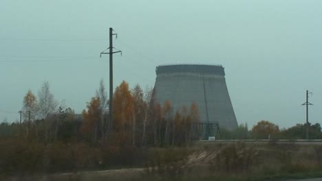The-abandoned-ruins-of-the-Chernobyl-nuclear-power-plant-1
