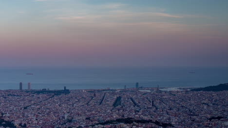 Barcelona-Tibidabo-Sonnenuntergang-4k-00