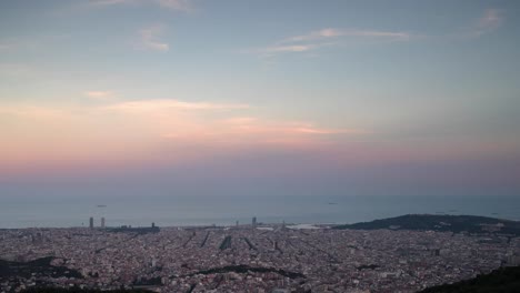 Barcelona-Tibidabo-Sonnenuntergang-4k-04