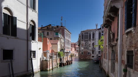 Canal-de-Venecia-4K-00