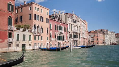Venice-From-Boat-4K-03