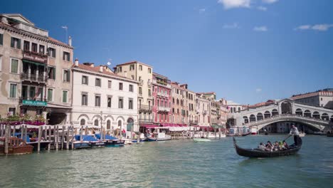 Venice-From-Boat-4K-06
