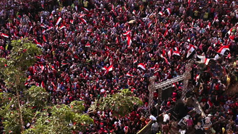 Draufsicht-Einer-Großen-Kundgebung-Auf-Dem-Tahrir-Platz-In-Kairo-Ägypten-1