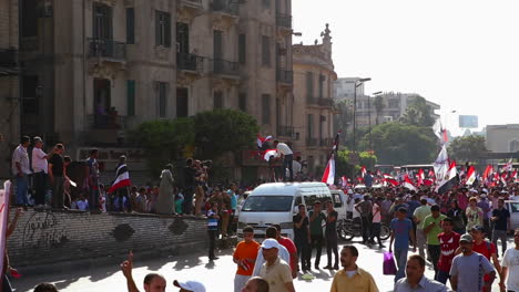 Protestors-march-in-Cairo-Egypt-6