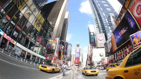 Times-Square-New-York-Weitwinkel-Zeitraffer