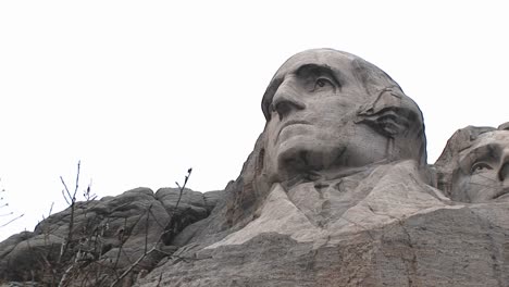 Wormseye-Blick-Auf-Die-Granitwand-Von-George-Washington-Am-Mt-Rushmore