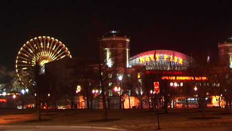 Chicago'S-Navy-Pier-And-The-Children'S-Museum-Light-Up-The-Night