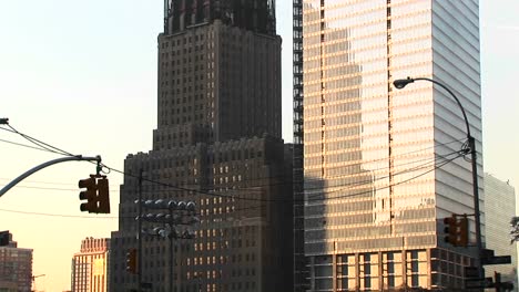 The-Camera-Pans-Up-A-New-Skyscraper-Under-Construcción-Near-Ground-Zero-In-New-York