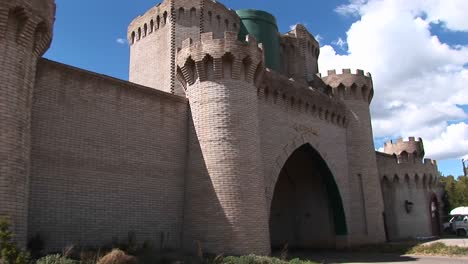 Panup-De-La-Puerta-Principal-De-Un-Castillo-Medieval