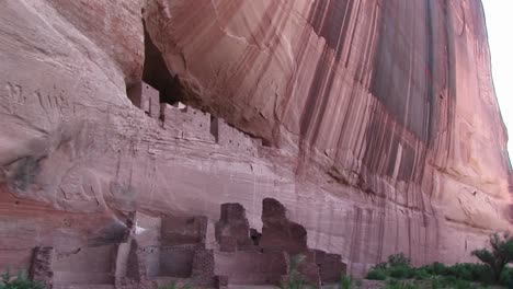 Pandown-Shot-Of-Cliff-Dwellings-In-Canyon-De-Chelly-National-Monument