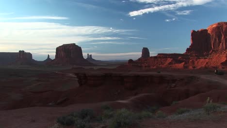 Long-Shot-Of-Monument-Valley-Tribal-Park-In-Arizona-2