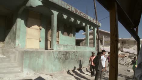 Destruction-following-the-massive-earthquake-in-Haiti