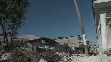 Destruction-following-the-massive-earthquake-in-Haiti-1