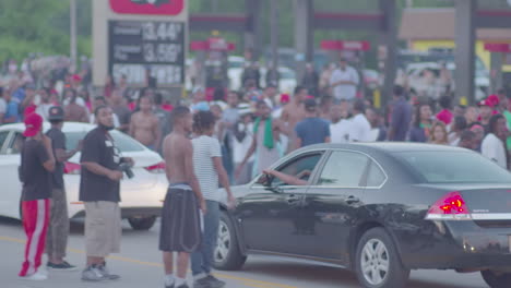Eine-Kreuzung-In-Ferguson-Missouri-Markiert-Den-Nullpunkt-Für-Rassistische-Proteste-1